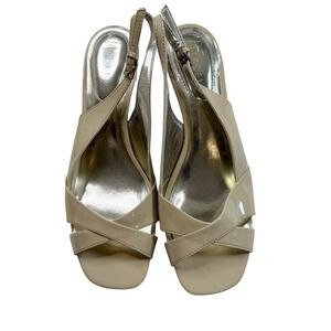 VTG Nickels Beige Patent Slingback Wedge Sandals 7.5M